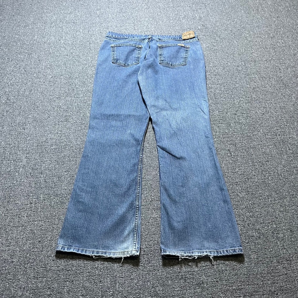 Levi Strauss Signature Bootcut Jeans 12 Medium Blue Low Rise Distressed Y2K